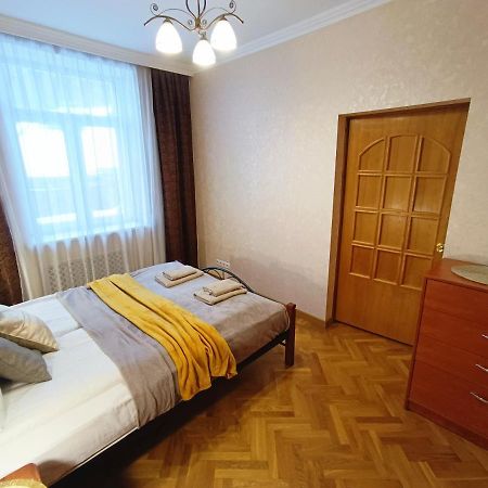 Old Town Retreat With Stunning Views 2 Bedroom Apartment Nearby The Church Of Saint Peter รีกา ภายนอก รูปภาพ