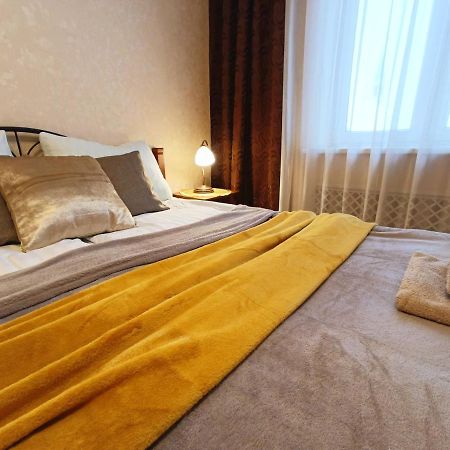 Old Town Retreat With Stunning Views 2 Bedroom Apartment Nearby The Church Of Saint Peter รีกา ภายนอก รูปภาพ