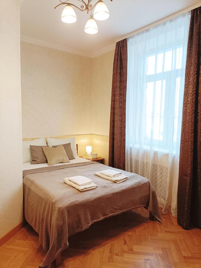 Old Town Retreat With Stunning Views 2 Bedroom Apartment Nearby The Church Of Saint Peter รีกา ภายนอก รูปภาพ